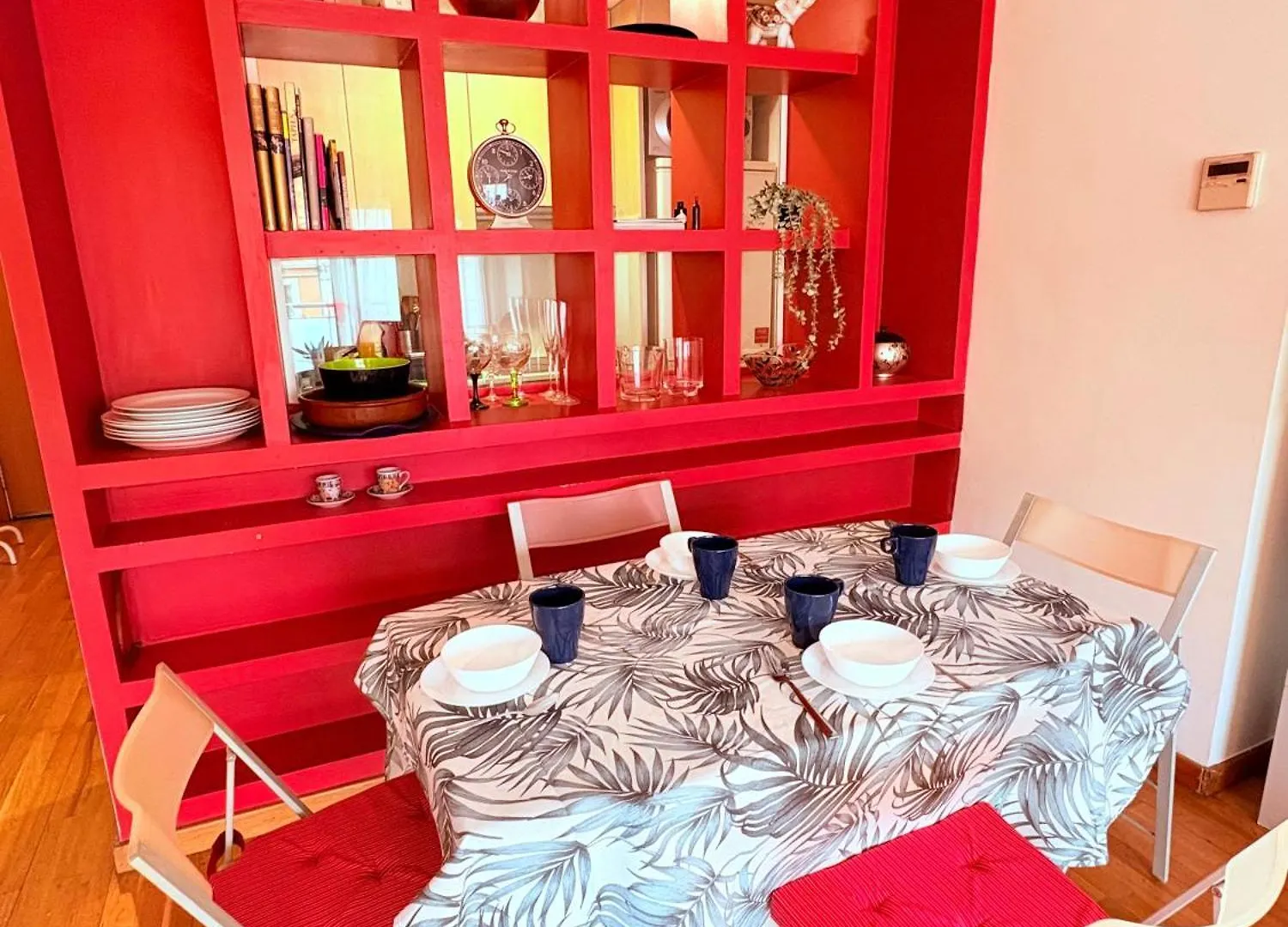 Stunning Flat For 5 People With Breakfast Included With Sagrada Familia Church View Barcelona Spain