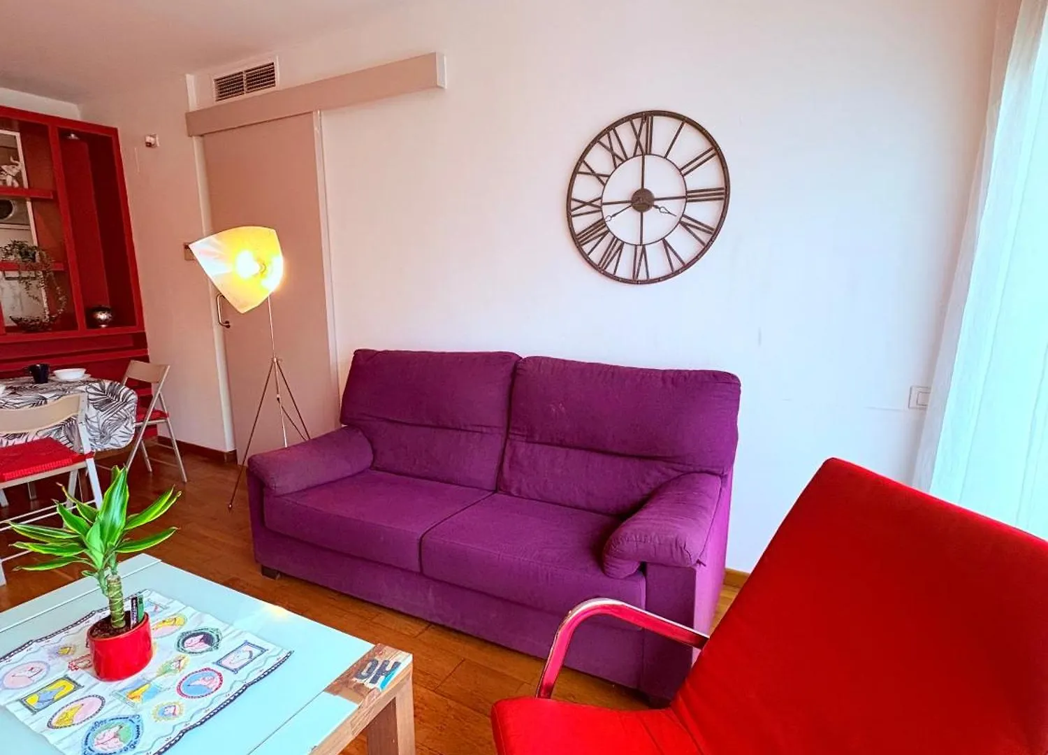 Apartment Stunning Flat For 5 People With Breakfast Included With Sagrada Familia Church View Barcelona Spain
