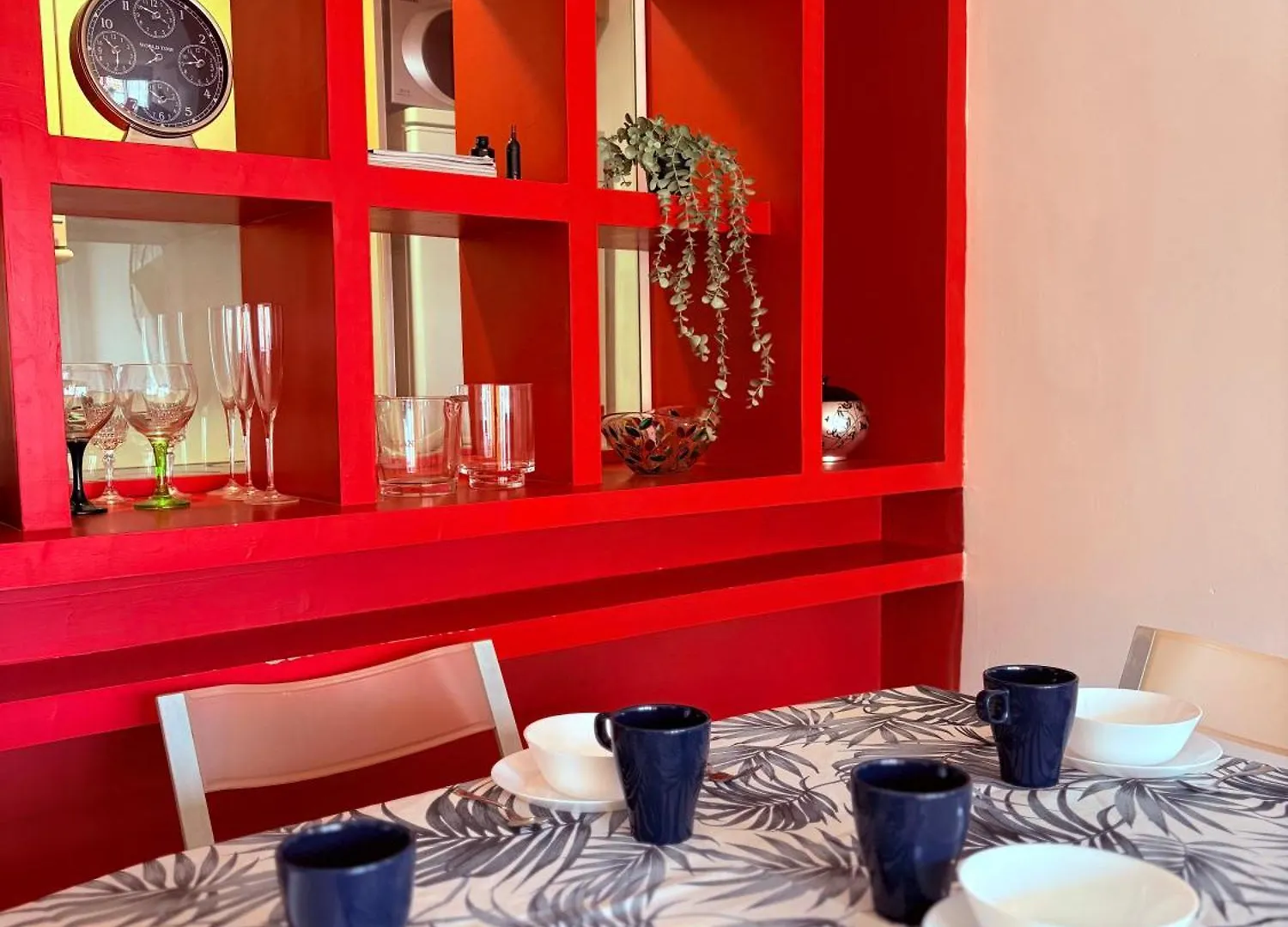 Stunning Flat For 5 People With Breakfast Included With Sagrada Familia Church View Barcelona Spain