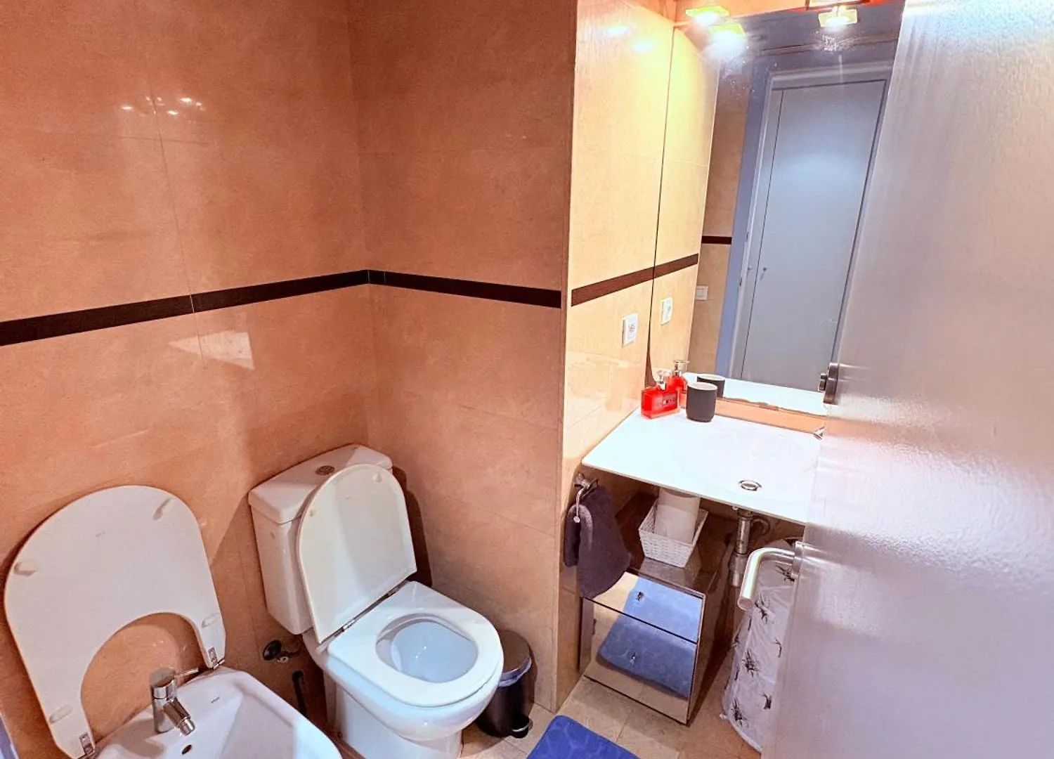 Apartment Stunning Flat For 5 People With Breakfast Included With Sagrada Familia Church View Barcelona